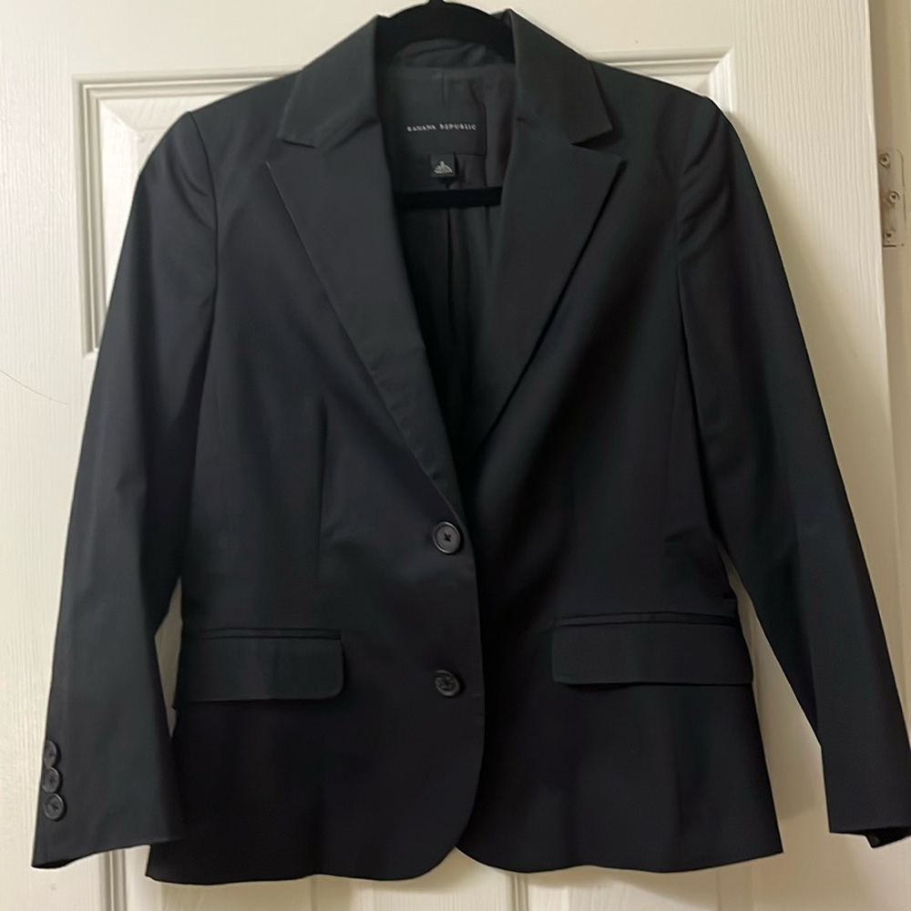 Black cotton/spandex blazer. Excellent condition.